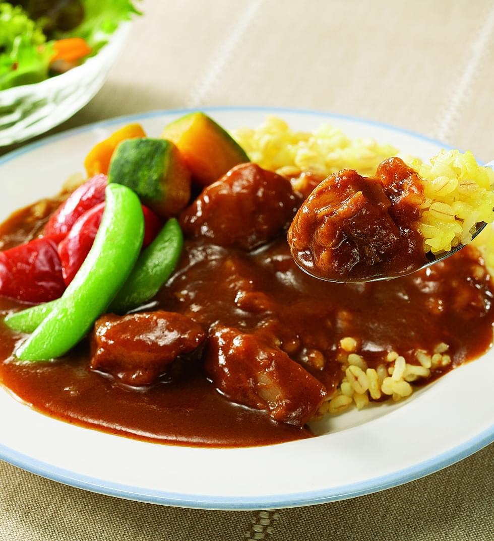 彩り野菜の入ったごろっとチキンカレー
